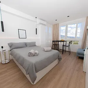 Modern With Stunning Views Apartamento Marbella